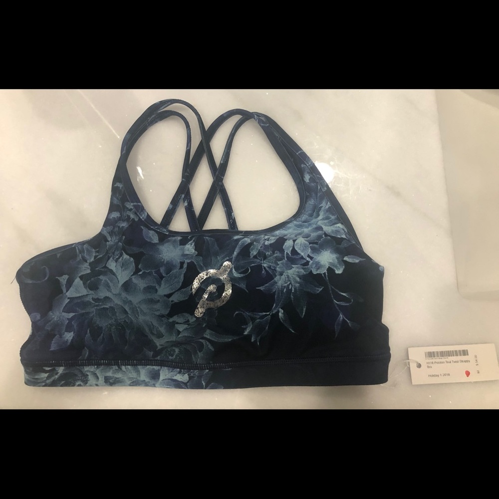 Peloton strappy sports bra